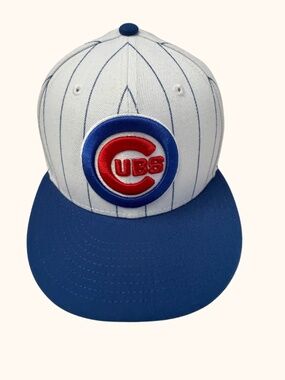New Era White Pinstripe Chicago Cubs Snapback with Flat Blue Visor